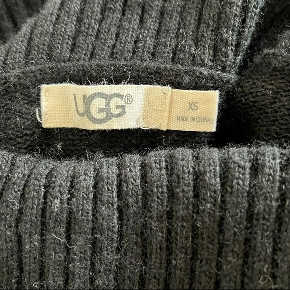 UGG Turtleneck Black Sweater Size XS - Picture 4 of 11